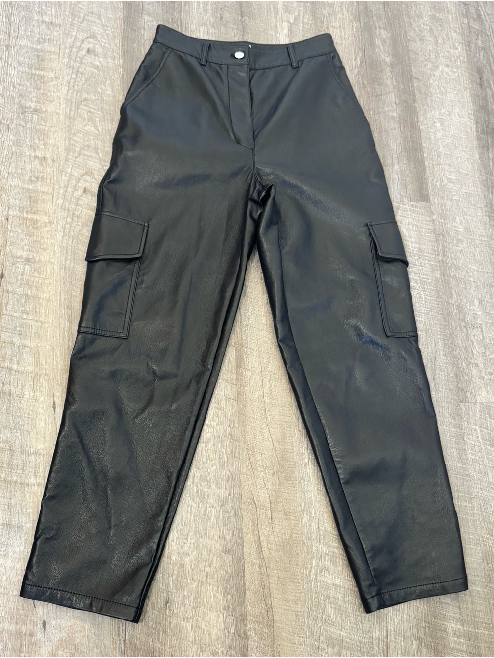 Aritzia Wilfred Modern Black Faux Leather Cargo Pants, Size 4